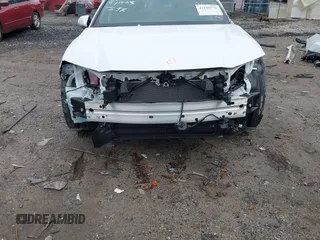 2025 Toyota Camry LE z VIN 4T1DAACK6SU545886, wystawiony jako IAAI lot #42120578 z przebiegiem Nie podano mil oraz . Historia ofert i sprzedaży dostępna na DreamBid. Obrazek 6.