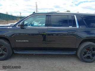 2017 Chevrolet Suburban LT with VIN 1GNSKHKC1HR354293, listed as a IAAI auction lot 41995959 with 58,729 mi miles. Bid and sale history available at carsss.com. Image 14.