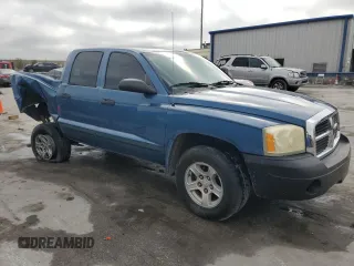 2005 Dodge Dakota SLT with VIN 1D7HE48N05S101536, listed as a Copart auction lot 43362215 with 174,689 mi miles and Salvage Title. Bid and sale history available at DreamBid. Image 4.
