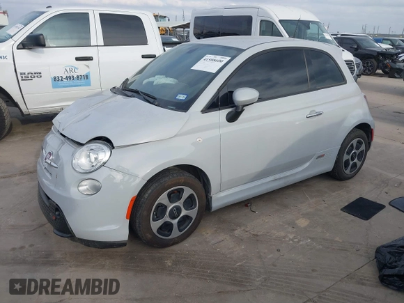 2017 FIAT 500e with VIN 3C3CFFGE2HT557785, listed as a IAAI auction lot 41588600 with 76,300 mi miles. Bid and sale history available at carsss.com. Image 17.