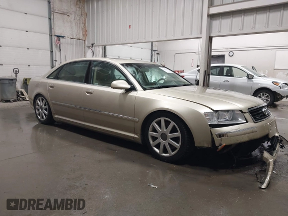 2005 Audi A8 z VIN WAUML44E85N013995, wystawiony jako IAAI lot #42130813 z przebiegiem 53 435 mil mil oraz . Historia ofert i sprzedaży dostępna na DreamBid. Obrazek 1.