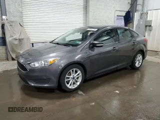 2015 Ford Focus SE with VIN 1FADP3F23FL300782, listed as a Copart auction lot 50462775 with 92,504 mi miles and Salvage Title. Bid and sale history available at carsss.com. Image 1.