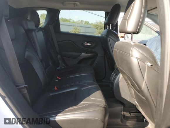2020 Jeep Cherokee Latitude with VIN 1C4PJMCX9LD578137, listed as a Copart auction lot 71762364 with 59,900 mi miles and Salvage Title. Bid and sale history available at carsss.com. Image 10.
