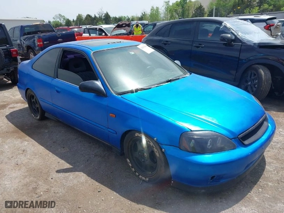 2000 Honda Civic EX with VIN 1HGEJ814XYL092751, listed as a IAAI auction lot 42032044 with 225,141 mi miles. Bid and sale history available at carsss.com. Image 1.