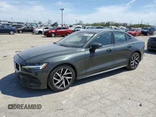 2019 Volvo S60 Momentum with VIN 7JR102FK2KG010775, listed as a Copart auction lot 48239693 with 48,431 mi miles. Bid and sale history available at carsss.com. Image 1.