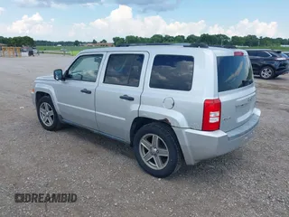 2007 Jeep Patriot Sport with VIN 1J8FF28W17D395749, listed as a IAAI auction lot 42615557 with 227,783 mi miles and . Bid and sale history available at DreamBid. Image 3.