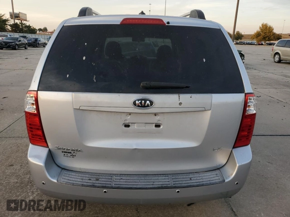 2009 Kia Sedona LX with VIN KNDMB233596280263, listed as a Copart auction lot 77812904 with 0 mi miles and Clean Title. Bid and sale history available at carsss.com. Image 6.