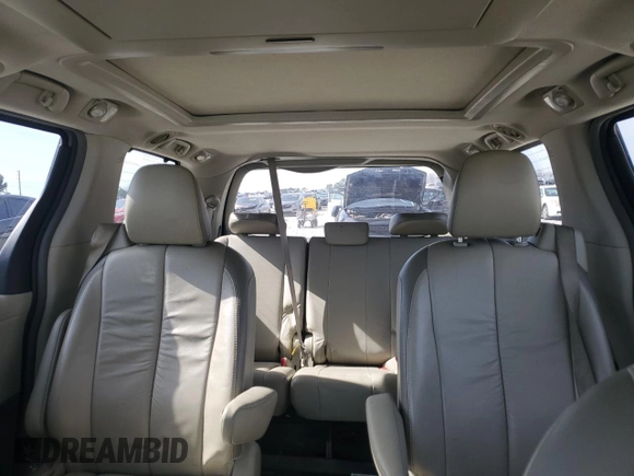 2011 Toyota Sienna XLE AAS with VIN 5TDYK3DC5BS151905, listed as a Copart auction lot 89310285 with 181,859 mi miles and Salvage Title. Bid and sale history available at carsss.com. Image 10.