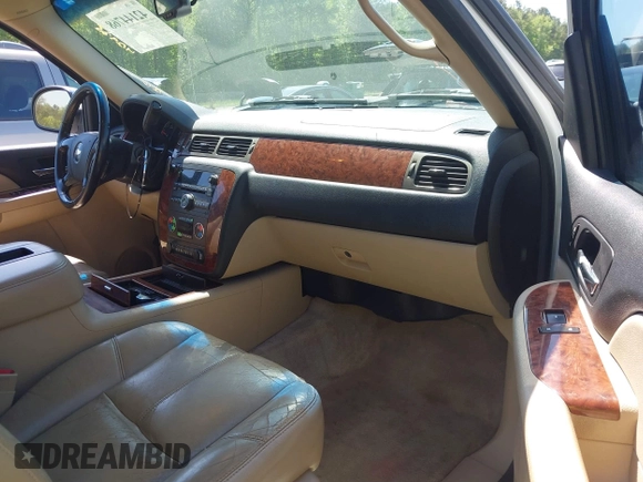 2008 Chevrolet Tahoe LTZ с VIN 1GNFC13J98J135941, выставлен на аукционе IAAI как лот 42144768 с пробегом 351 260 миль миль и . История ставок и продаж доступна на DreamBid. Изображение 5.