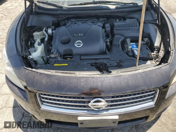 2011 Nissan Maxima SV z VIN 1N4AA5AP8BC811367, wystawiony jako Copart lot #61268655 z przebiegiem 147 230 mil mil oraz Czysty tytuł • Clean title. Historia ofert i sprzedaży dostępna na DreamBid. Obrazek 11.