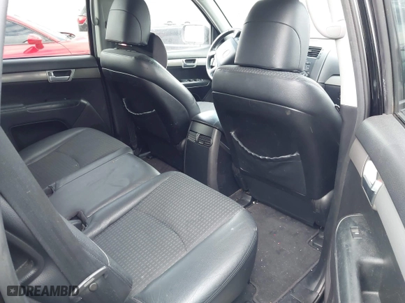 2009 Kia Borrego LX with VIN KNDJJ741295020182, listed as a IAAI auction lot 42012595 with 170,929 mi miles. Bid and sale history available at carsss.com. Image 8.