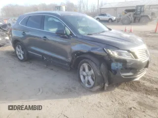 2017 Lincoln MKC Premiere z VIN 5LMCJ1D90HUL28606, wystawiony jako Copart lot #44211405 z przebiegiem 110 804 mil mil oraz Szkoda całkowita • Salvage title. Historia ofert i sprzedaży dostępna na DreamBid. Obrazek 4.