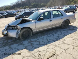 2005 Ford Crown Victoria LX z VIN 2FAFP74W85X121659, wystawiony jako Copart lot #44399655 z przebiegiem 145 525 mil mil oraz Szkoda całkowita • Salvage title. Historia ofert i sprzedaży dostępna na DreamBid. Obrazek 1.