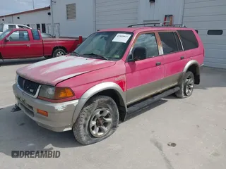 1998 Mitsubishi Montero Sport LS with VIN JA4MT31P5WP010037, listed as a IAAI auction lot 41808843 with 343,581 mi miles. Bid and sale history available at carsss.com. Image 2.