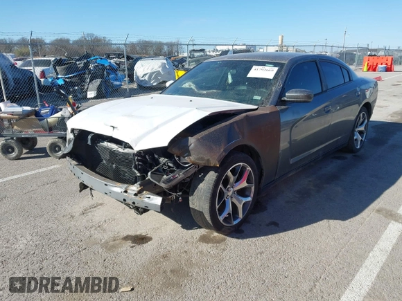 2012 Dodge Charger Police with VIN 2C3CDXAT8CH221109, listed as a IAAI auction lot 41792669 with 188,698 mi miles. Bid and sale history available at carsss.com. Image 18.