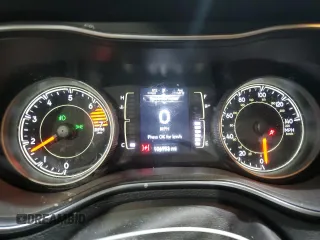 2019 Jeep Cherokee Latitude Plus с VIN 1C4PJMLB7KD293598, выставлен на аукционе Copart как лот 58841895 с пробегом 106 953 миль миль и Списание • Salvage title. История ставок и продаж доступна на DreamBid. Изображение 9.