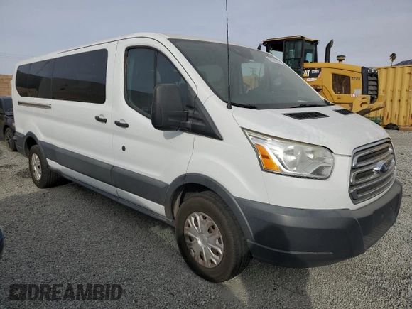 2016 Ford Transit XL z VIN 1FBZX2YM8GKA68538, wystawiony jako Copart lot #84633944 z przebiegiem 126 611 mil mil oraz Czysty tytuł • Clean title. Historia ofert i sprzedaży dostępna na DreamBid. Obrazek 4.