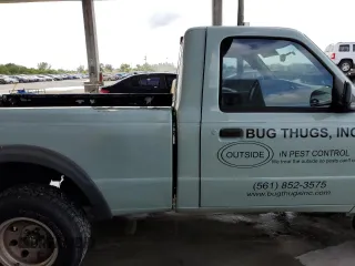 2000 Ford Ranger XL с VIN 1FTYR11V6YPB47578, выставлен на аукционе Copart как лот 48443974 с пробегом 221 217 миль миль и Списание • Salvage title. История ставок и продаж доступна на DreamBid. Изображение 10.