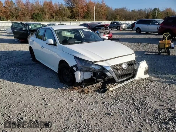 2022 Nissan Altima 2.5 S with VIN 1N4BL4BV5NN308605, listed as a Copart auction lot 82768194 with 43,016 mi miles and Salvage Title. Bid and sale history available at carsss.com. Image 11.