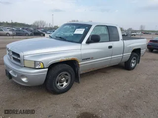 2001 Dodge Ram 1500 with VIN 3B7HC13ZX1G727489, listed as a IAAI auction lot 42033851 with 211,071 mi miles. Bid and sale history available at carsss.com. Image 2.