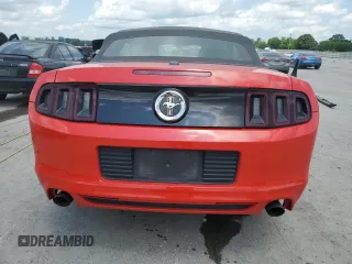 2014 Ford Mustang V6 z VIN 1ZVBP8EMXE5215570, wystawiony jako Copart lot #56971865 z przebiegiem 134 293 mil mil oraz Czysty tytuł • Clean title. Historia ofert i sprzedaży dostępna na DreamBid. Obrazek 6.