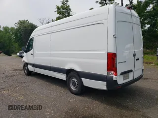 2021 Freightliner Sprinter с VIN W2Y40CHY4MT068916, выставлен на аукционе Copart как лот 58318355 с пробегом 89 822 миль миль и Списание • Salvage title. История ставок и продаж доступна на DreamBid. Изображение 2.