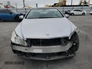 2012 Mercedes-Benz E with VIN WDDKJ5KB0CF134211, listed as a Copart auction lot 53753085 with 116,236 mi miles and Salvage Title. Bid and sale history available at DreamBid. Image 5.