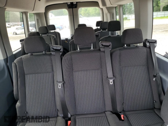 2017 Ford Transit Passenger XL с VIN 1FBAX2CG1HKA46526, выставлен на аукционе Copart как лот 62453115 с пробегом Не указан миль и Списание • Salvage title. История ставок и продаж доступна на DreamBid. Изображение 10.