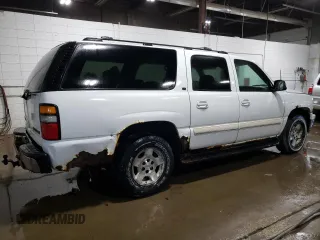 2004 Chevrolet Suburban Z71 with VIN 3GNFK16Z84G317016, listed as a Copart auction lot 74145374 with 257,362 mi miles and Clean Title. Bid and sale history available at carsss.com. Image 3.