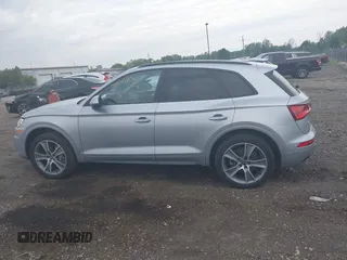 2019 Audi Q5 Premium Plus z VIN WA1BNAFY4K2073225, wystawiony jako IAAI lot #42458236 z przebiegiem 104 706 mil mil oraz . Historia ofert i sprzedaży dostępna na DreamBid. Obrazek 14.