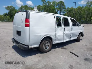 2005 Chevrolet Express Cargo z VIN 1GCGG25V451190638, wystawiony jako IAAI lot #42324482 z przebiegiem 649 488 mil mil oraz . Historia ofert i sprzedaży dostępna na DreamBid. Obrazek 4.