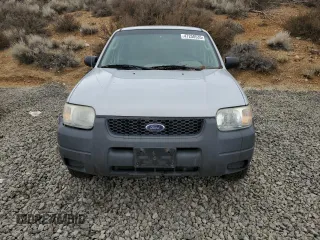 2004 Ford Escape XLS with VIN 1FMYU92194KA15099, listed as a Copart auction lot 47258535 with 147,409 mi miles and Clean Title. Bid and sale history available at DreamBid. Image 5.