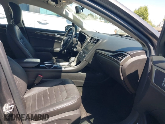 2014 Ford Fusion SE Hybrid with VIN 3FA6P0LU9ER142204, listed as a IAAI auction lot 41964308 with 177,499 mi miles. Bid and sale history available at carsss.com. Image 5.