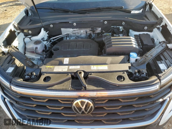 2024 Volkswagen Atlas SE with VIN 1V2DE2CAXRC210618, listed as a Copart auction lot 79875604 with 19,613 mi miles and Salvage title. Bid and sale history available at DreamBid. Image 12.