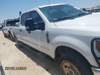 2019 Ford F-250 XL с VIN 1FT7W2B63KEF60966, выставлен на аукционе IAAI как лот 42731380 с пробегом 214 421 миль миль и . История ставок и продаж доступна на DreamBid. Изображение 12.