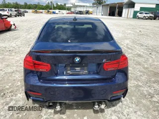 2018 BMW M3 z VIN WBS8M9C59J5J79848, wystawiony jako Copart lot #57026165 z przebiegiem Nie podano mil oraz Szkoda całkowita • Salvage title. Historia ofert i sprzedaży dostępna na DreamBid. Obrazek 6.