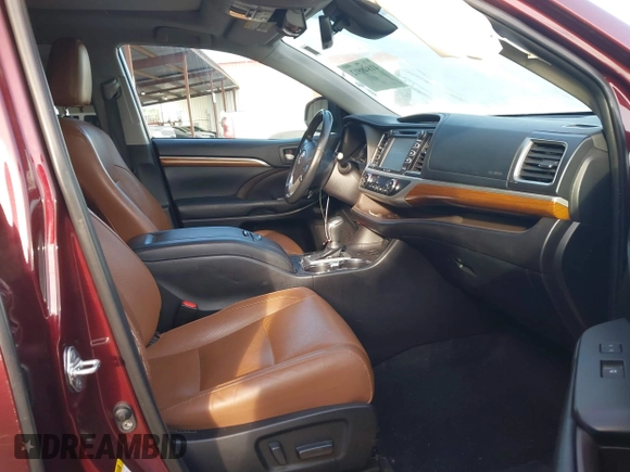 2019 Toyota Highlander Limited with VIN 5TDDZRFH5KS948600, listed as a IAAI auction lot 41848512 with 73,764 mi miles and . Bid and sale history available at DreamBid. Image 5.