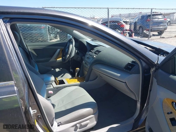 2007 Toyota Camry CE with VIN JTNBE46K073022370, listed as a IAAI auction lot 41845272 with 76,864 mi miles. Bid and sale history available at carsss.com. Image 5.