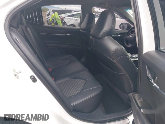 2020 Toyota Camry SE z VIN 4T1G11AKXLU908241, wystawiony jako IAAI lot #42093849 z przebiegiem 132 855 mil mil oraz . Historia ofert i sprzedaży dostępna na DreamBid. Obrazek 8.