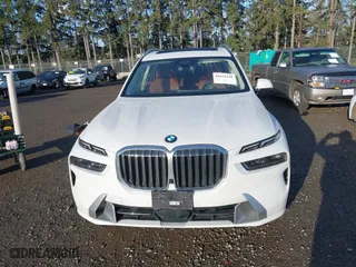 2023 BMW X7 xDrive40i with VIN 5UX23EM08P9N90606, listed as a IAAI auction lot 41692128 with 34,752 mi miles. Bid and sale history available at carsss.com. Image 13.