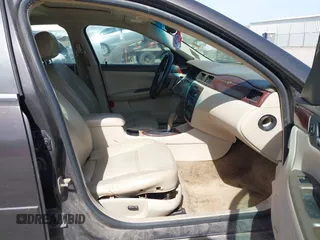 2008 Chevrolet Impala LTZ with VIN 2G1WU583081259218, listed as a IAAI auction lot 41831787 with 240,118 mi miles and . Bid and sale history available at DreamBid. Image 5.