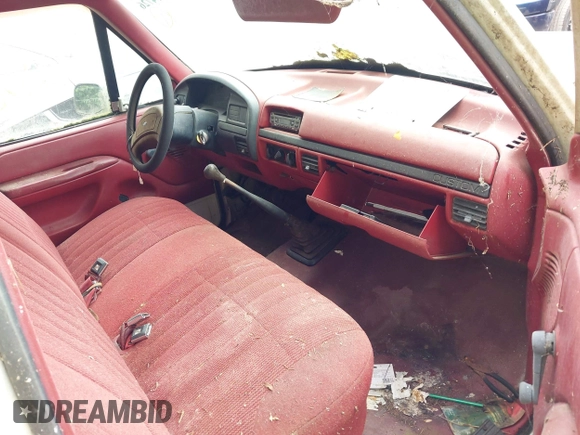 1992 Ford F-150 with VIN 1FTEX15Y2NKB09237, listed as a IAAI auction lot 42654726 with 260,150 mi miles and . Bid and sale history available at DreamBid. Image 5.