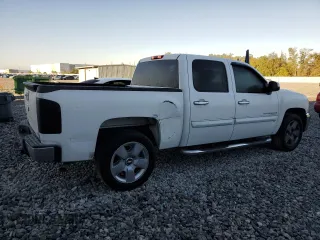 2011 Chevrolet Silverado 1500 LT with VIN 3GCPCSE00BG176118, listed as a Copart auction lot 48958465 with 110,538 mi miles and Salvage Title. Bid and sale history available at DreamBid. Image 3.
