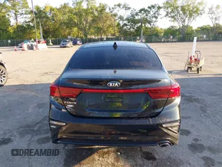 2019 Kia Forte LXS z VIN 3KPF24AD2KE045187, wystawiony jako IAAI lot #42040415 z przebiegiem 55 680 mil mil oraz . Historia ofert i sprzedaży dostępna na DreamBid. Obrazek 16.