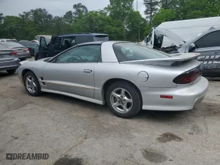 1998 Pontiac Firebird Formula with VIN 2G2FV22G6W2214603, listed as a Copart auction lot 54217055 with 193,802 mi miles and Clean Title. Bid and sale history available at carsss.com. Image 2.