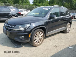 2015 Volkswagen Tiguan S z VIN WVGBV7AX8FW522441, wystawiony jako Copart lot #59278655 z przebiegiem 115 123 mil mil oraz Czysty tytuł • Clean title. Historia ofert i sprzedaży dostępna na DreamBid. Obrazek 1.