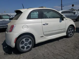 2015 FIAT 500e with VIN 3C3CFFGE5FT695544, listed as a Copart auction lot 69711404 with 116,015 mi miles and Clean Title. Bid and sale history available at carsss.com. Image 3.