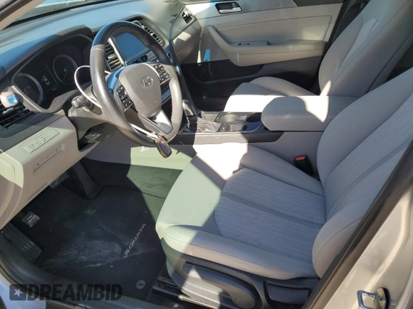 2018 Hyundai Sonata Hybrid SE with VIN KMHE24L33JA082441, listed as a Copart auction lot 81591774 with 83,634 mi miles and Salvage Title. Bid and sale history available at carsss.com. Image 7.