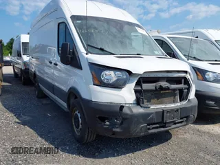 2023 Ford Transit Cargo z VIN 1FTBR3X83PKA69243, wystawiony jako IAAI lot #42816347 z przebiegiem 56 535 mil mil oraz . Historia ofert i sprzedaży dostępna na DreamBid. Obrazek 1.