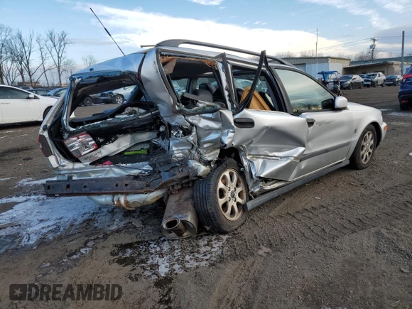 2002 Volvo V40 с VIN YV1VW29522F843173, выставлен на аукционе Copart как лот 42961395 с пробегом 153 534 миль миль и Списание • Salvage title. История ставок и продаж доступна на DreamBid. Изображение 3.